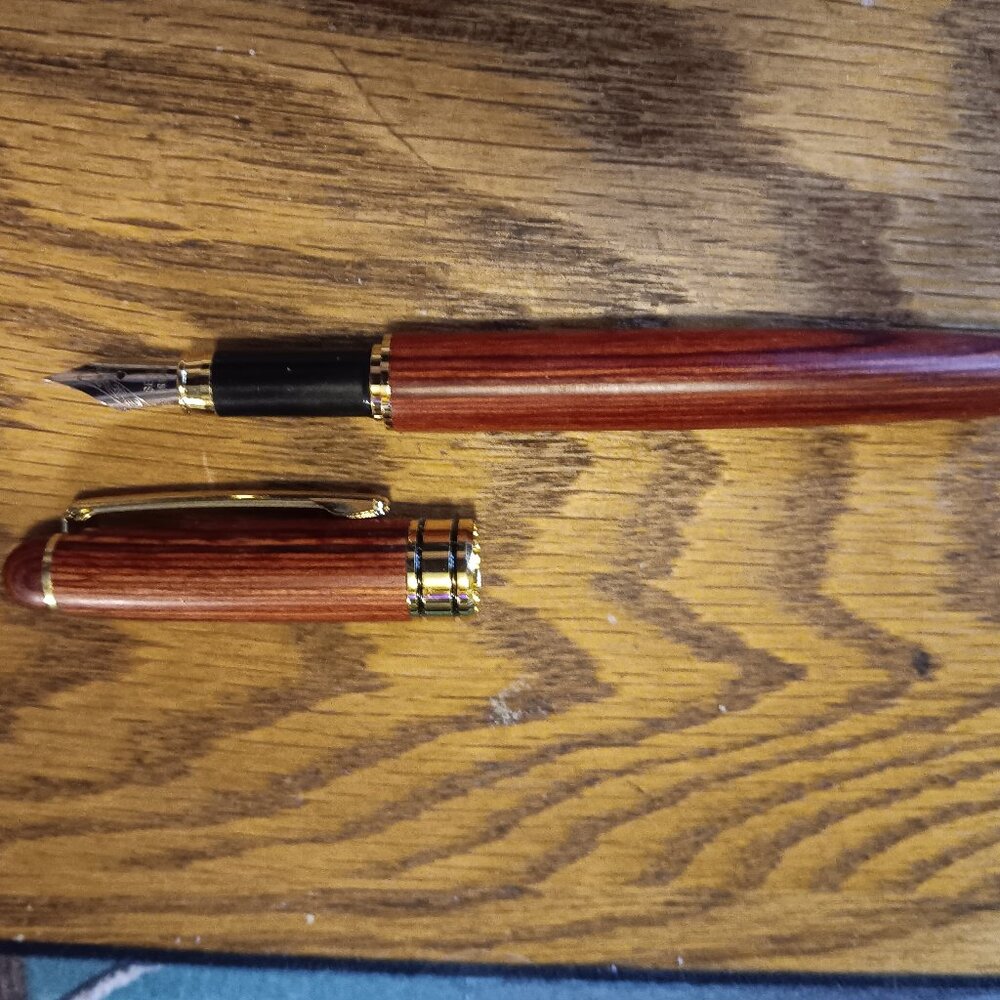 Mahogany fountain Pen Solid Wood Metal Needs Ink NEW!!***READ***